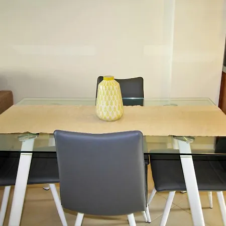 Apartment Da Rocha/1ª Linha2 *