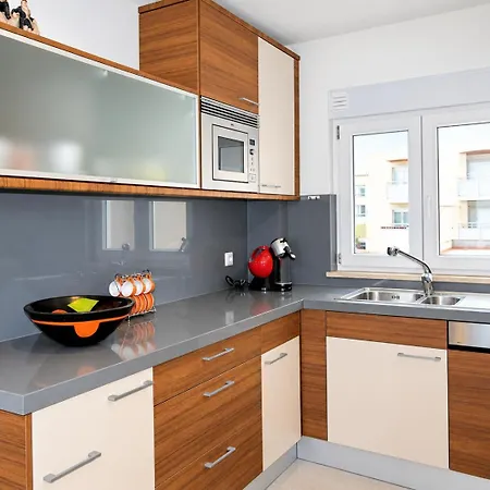 Da Rocha/1ª Linha2 Apartamento *