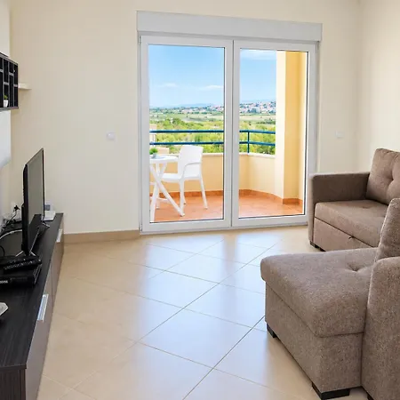 Apartamento Da Rocha/1ª Linha2